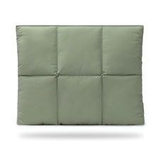 Load image into Gallery viewer, ProElite Puffy Laptop Sleeve for 16-inch MacBook Pro Puffer Laptop Carrying Case, Pillow Pouch Compatible MacBook Pro 16 inch - Green
